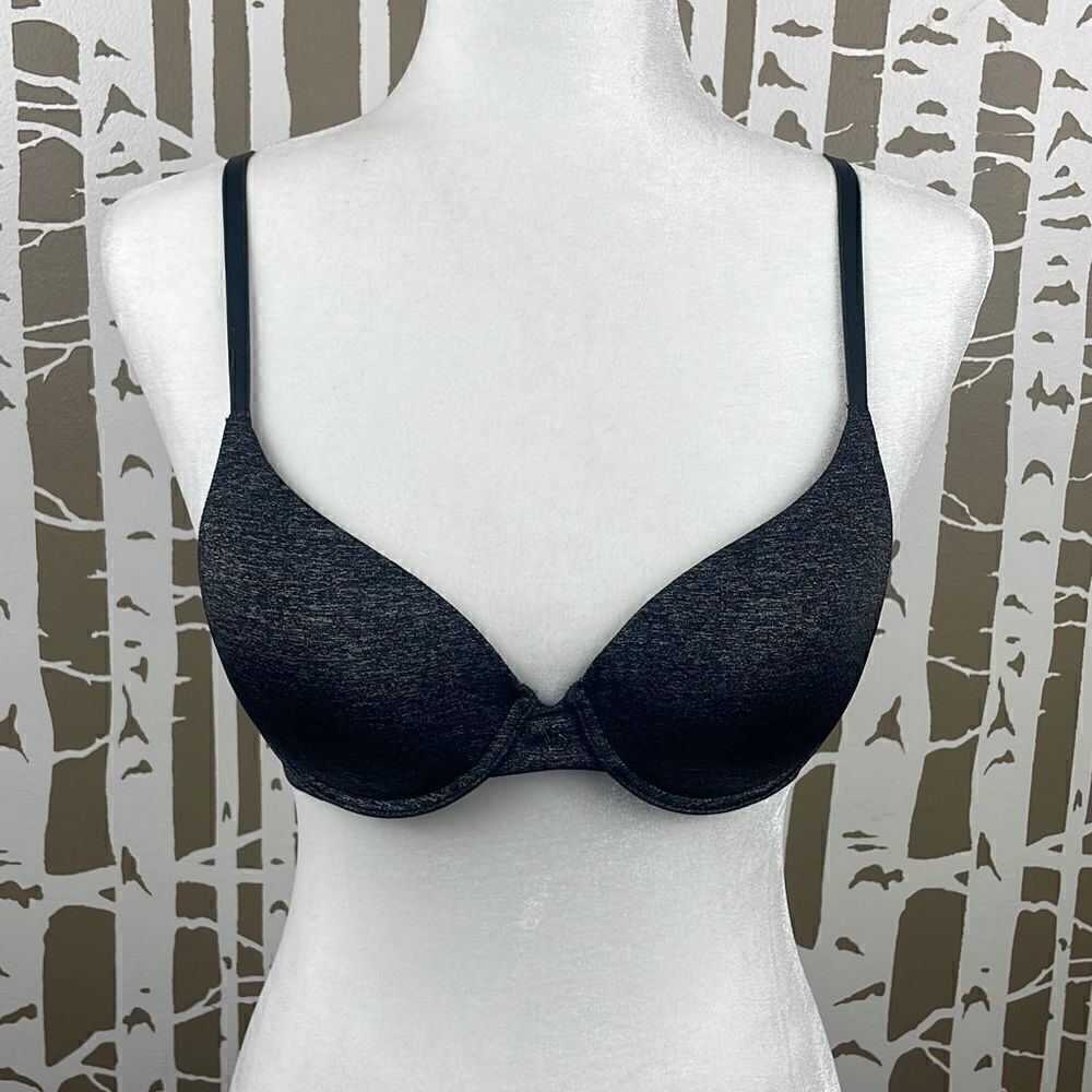 Victoria’s Secret Heathered Charcoal Grey Uplift Semi Demi Convertible Strap Und